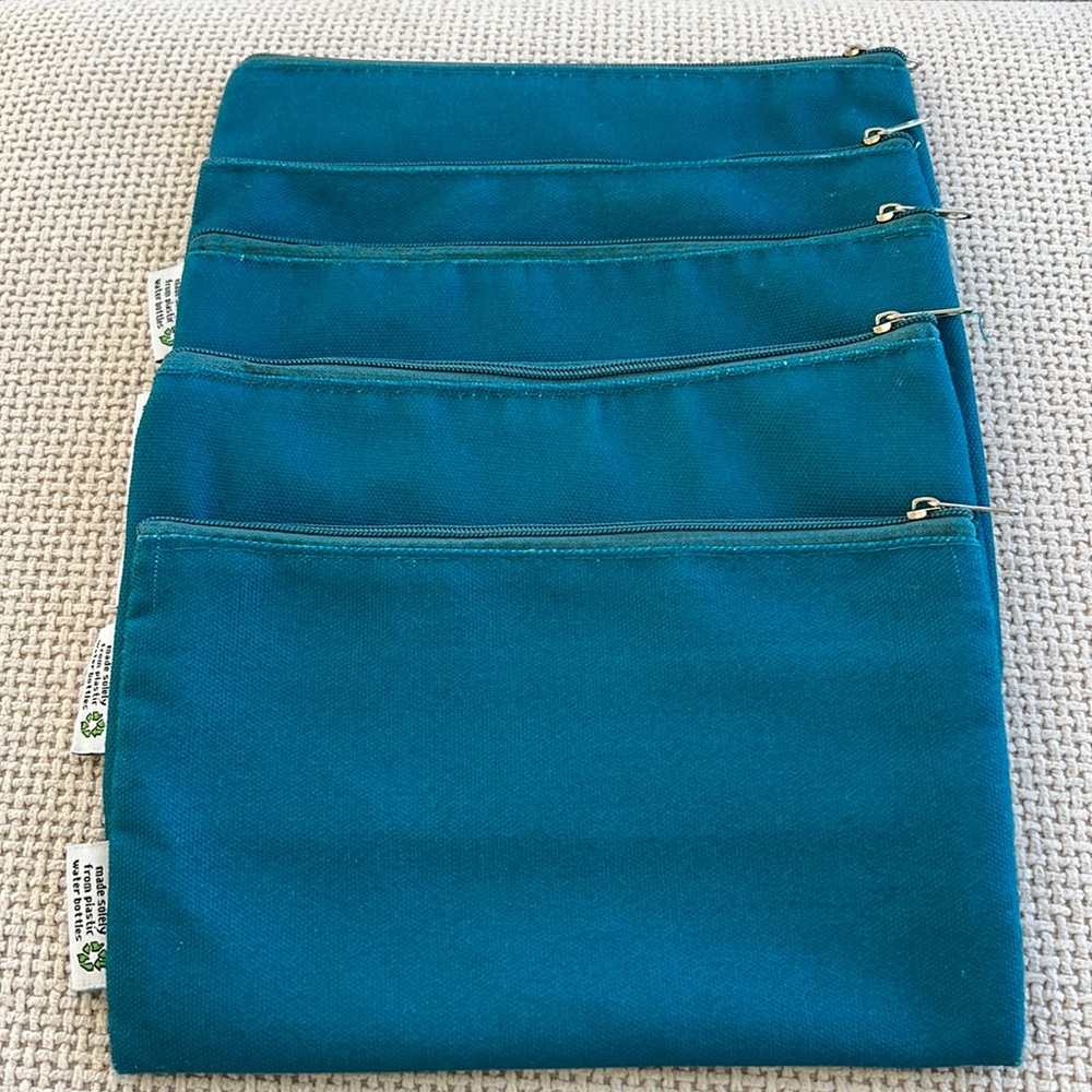 5pc teal blue makeup/accessories pouch set